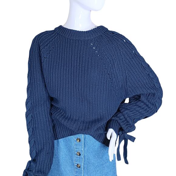 Time & Tru Cable Knit Sweater Size XL Blue Crewneck Lace Up Sleeves Tie at Cuffs - Picture 1 of 11